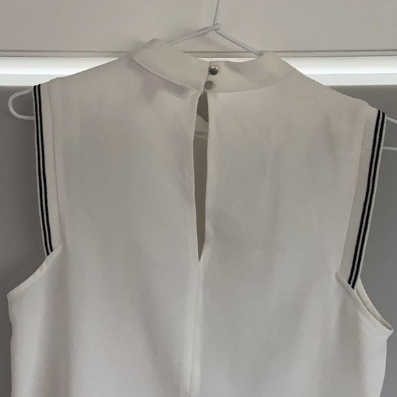 Forever 21 white high neck sleeveless blouse - Picture 3 of 3